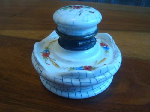 Ancien petit encrier - , en